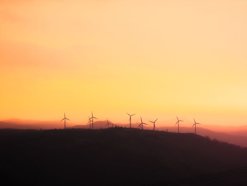 Tendințe actuale în energii regenerabile și impactul lor asupra mediului
