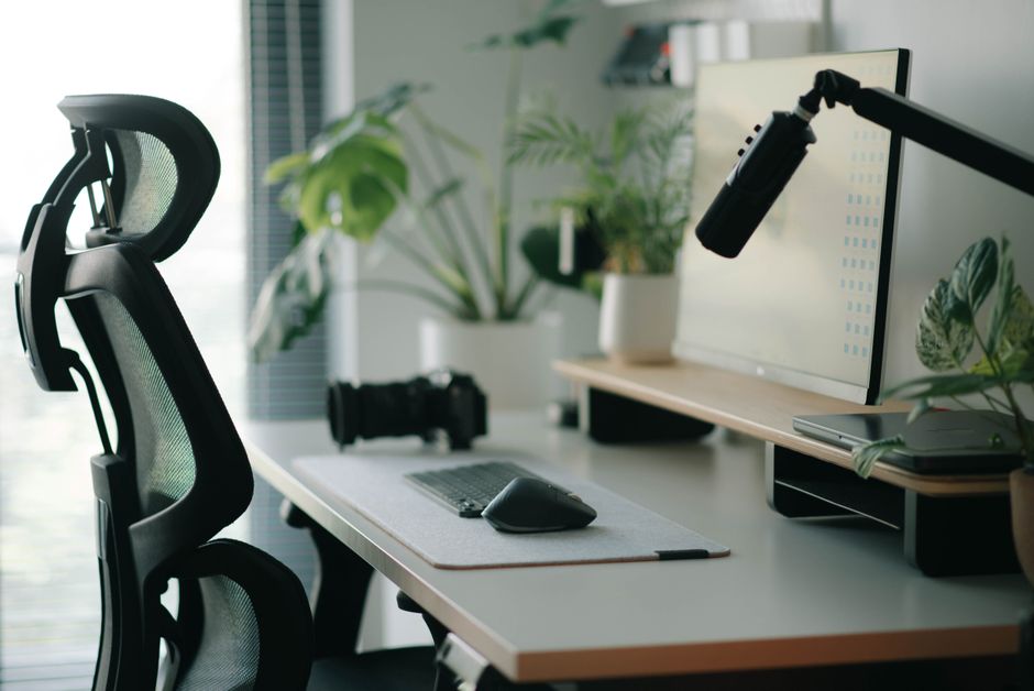 Designul ergonomic în mobilierul de birou: cum să alegi piesele potrivite pentru sănătatea ta