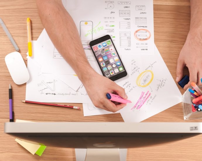 Photo Planificare strategică: Stabilește o viziune clară pentru afacerea ta și elaborează strategii pe termen lung pentru a-ți atinge obiectivele.