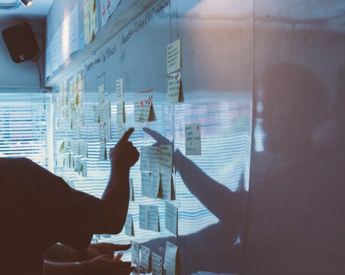 Photo Negotiation skills: handshake