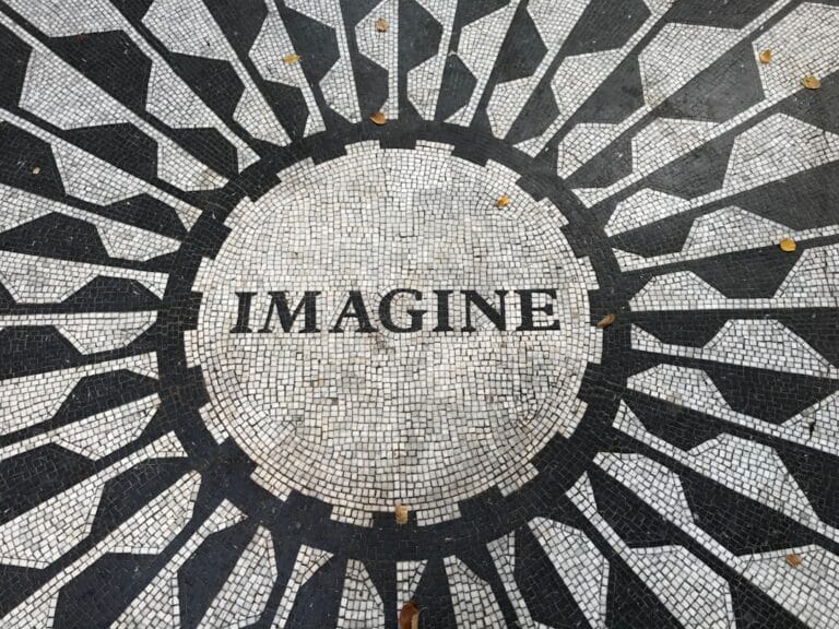 Photo Eye-catching words