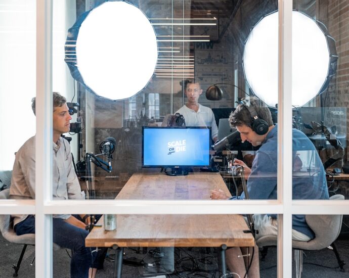 Photo competitor analysis