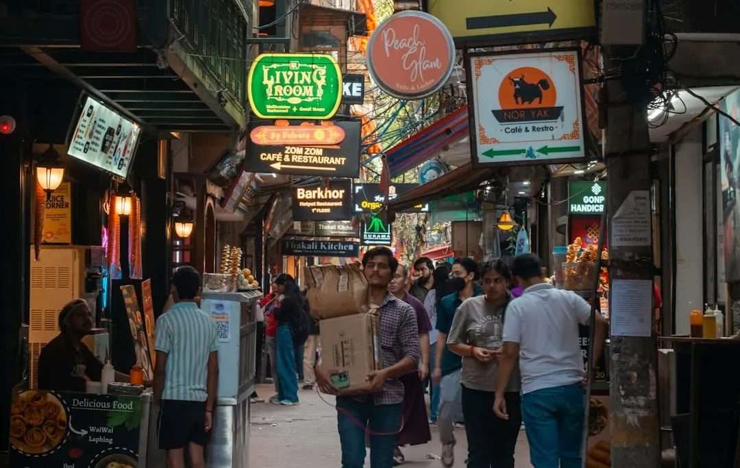 Photo expanding business markets