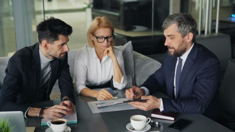Photo investor communication