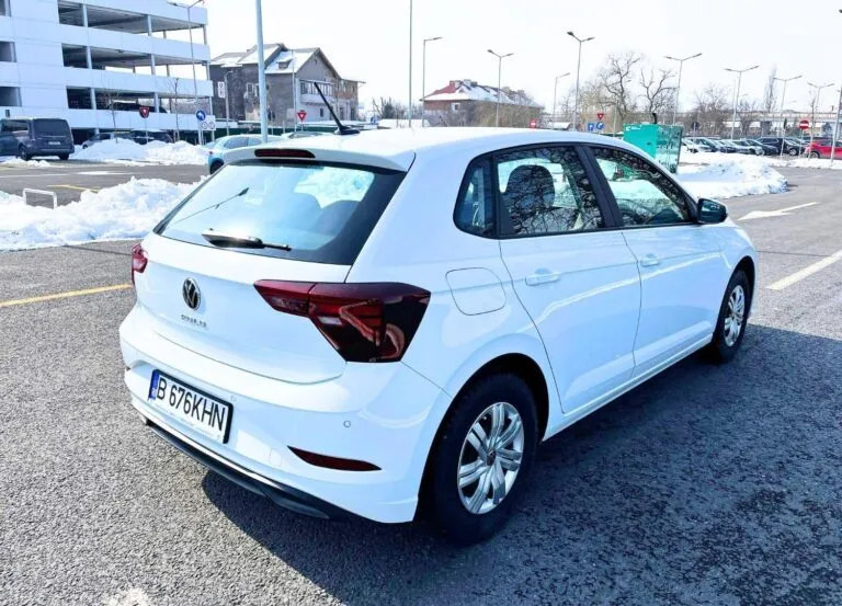 Închirieri auto în România: ce avantaje oferă firmele locale față de companiile internaționale?