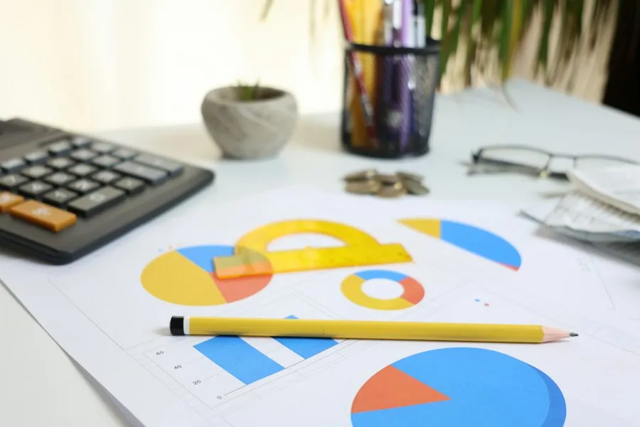 common financial report analysis mistakes
