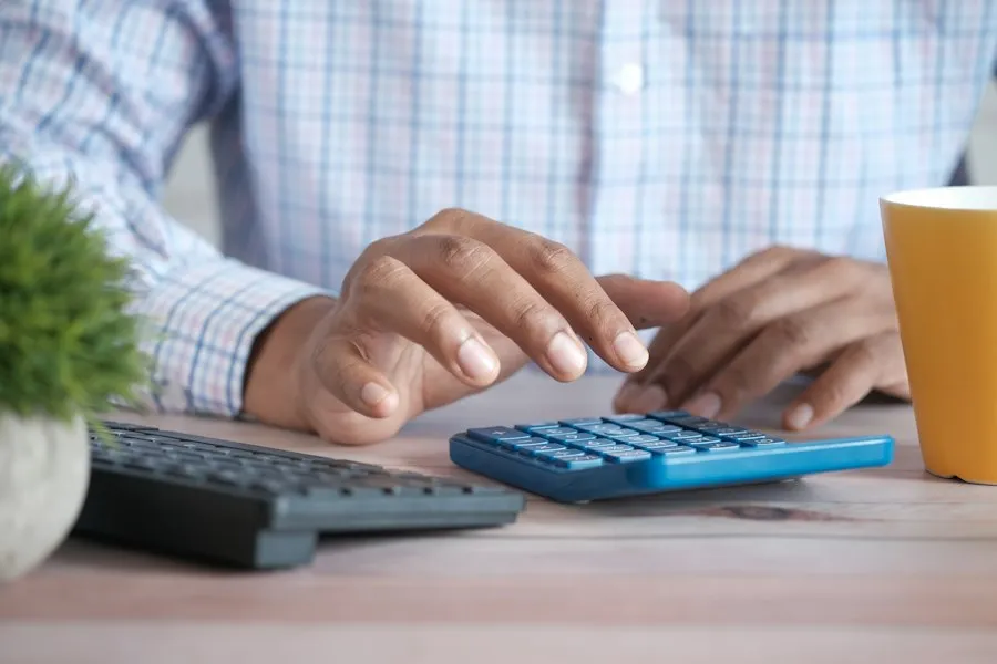 common mistakes reading financial statements
